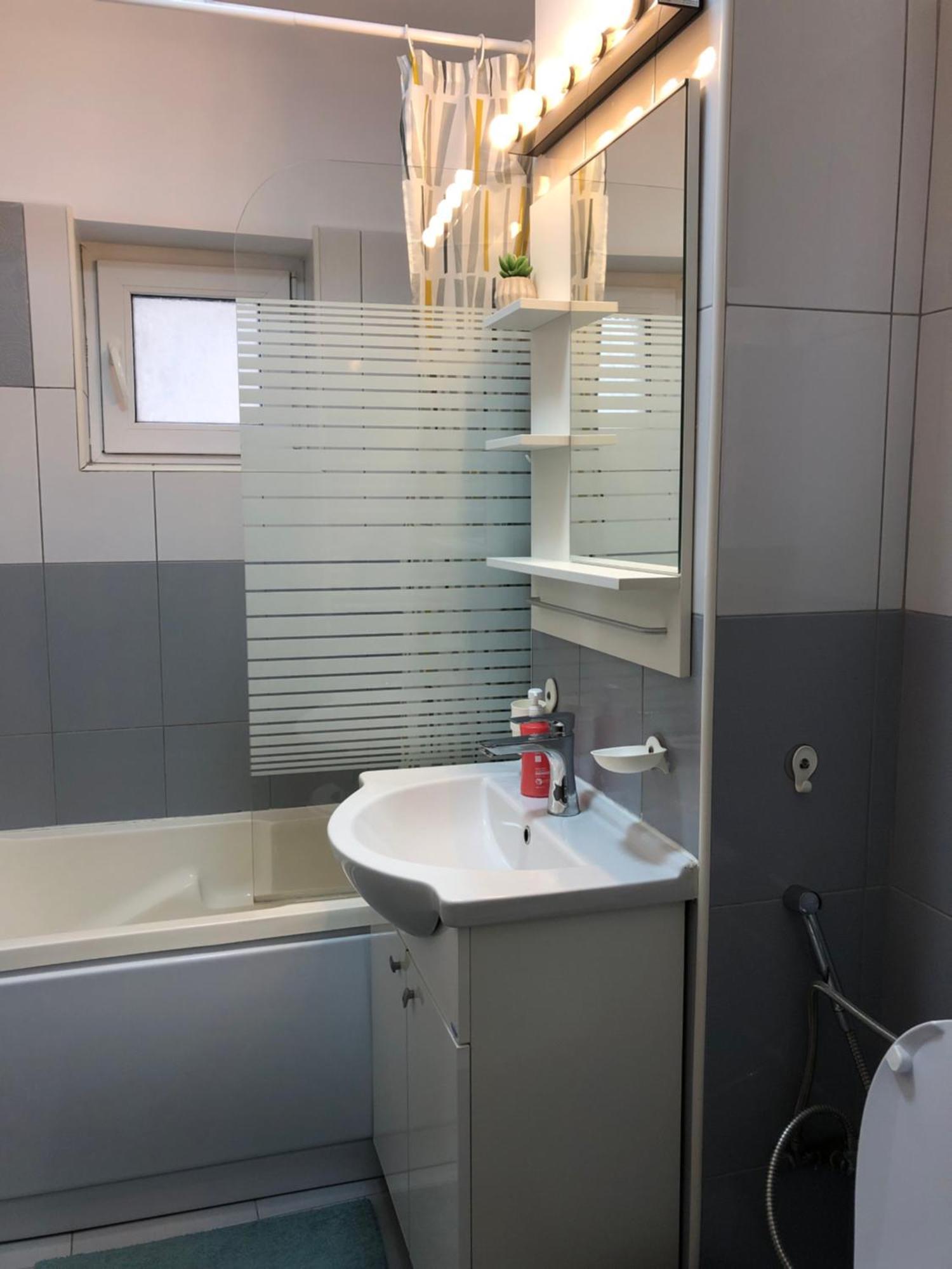 Adrian Home Libra Ploiesti Exterior photo